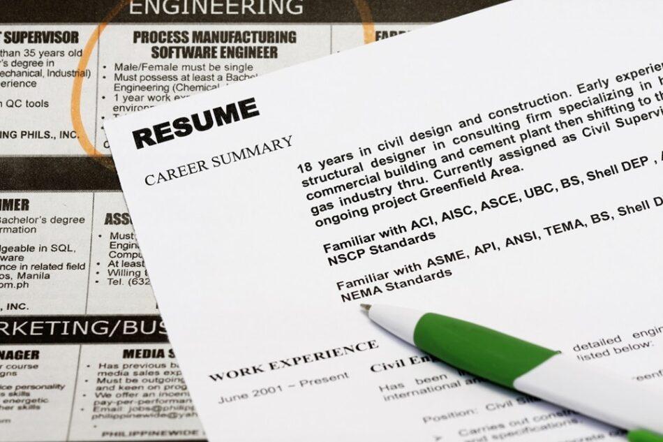Pen writing a resume